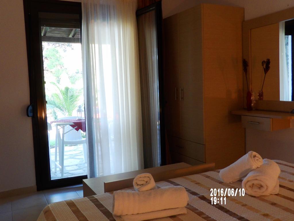 Peristeridi Apartments Полихроно Экстерьер фото